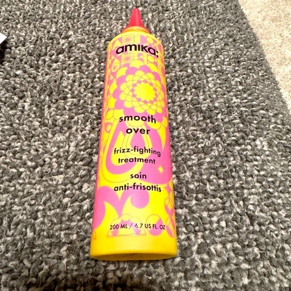 Amika Smooth Over - Picture 2 of 2